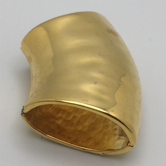 VTG Gold-tone scarf holder - Picture 3 of 4